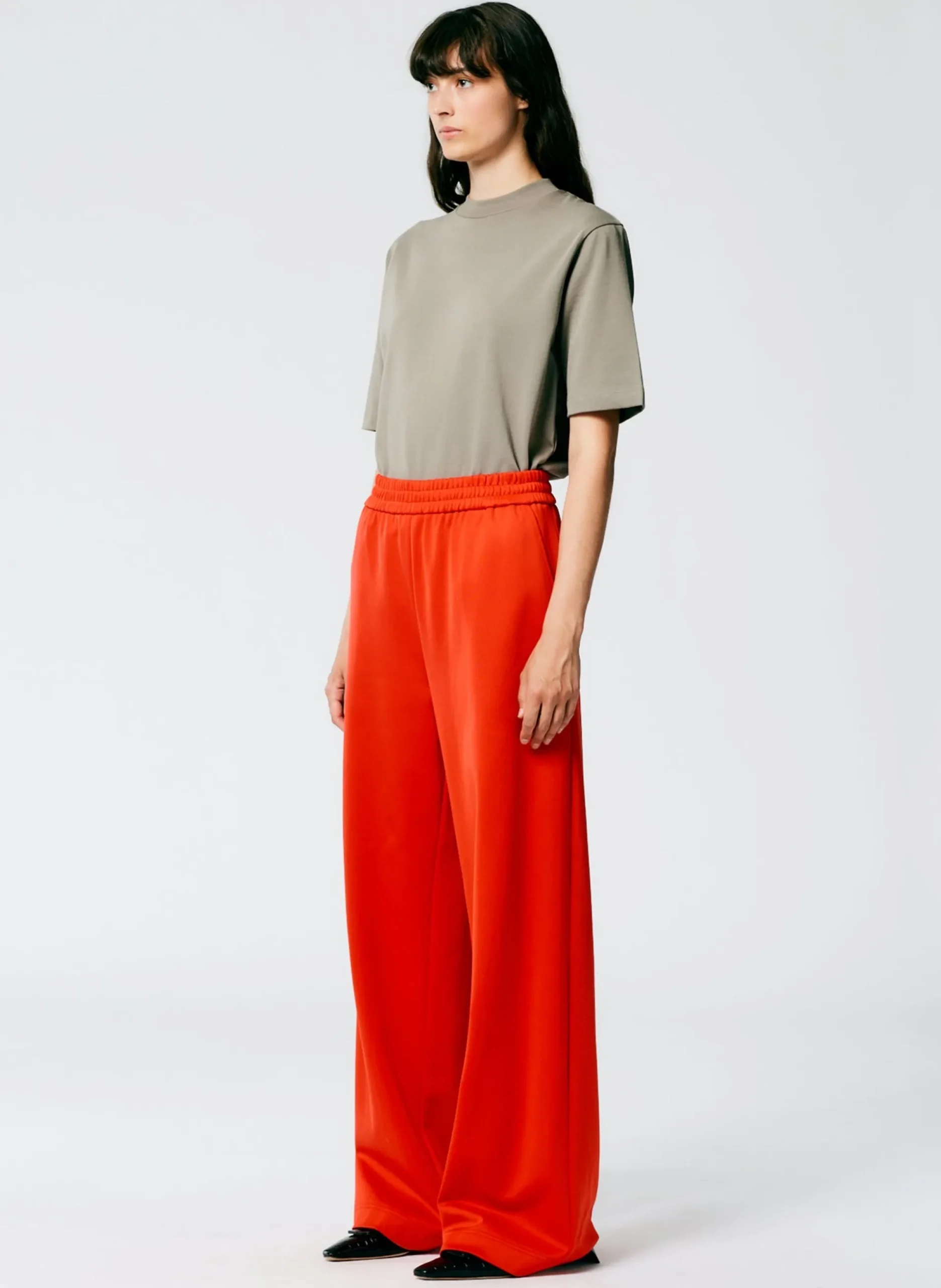 Active Knit Wide Leg Pull On Pant