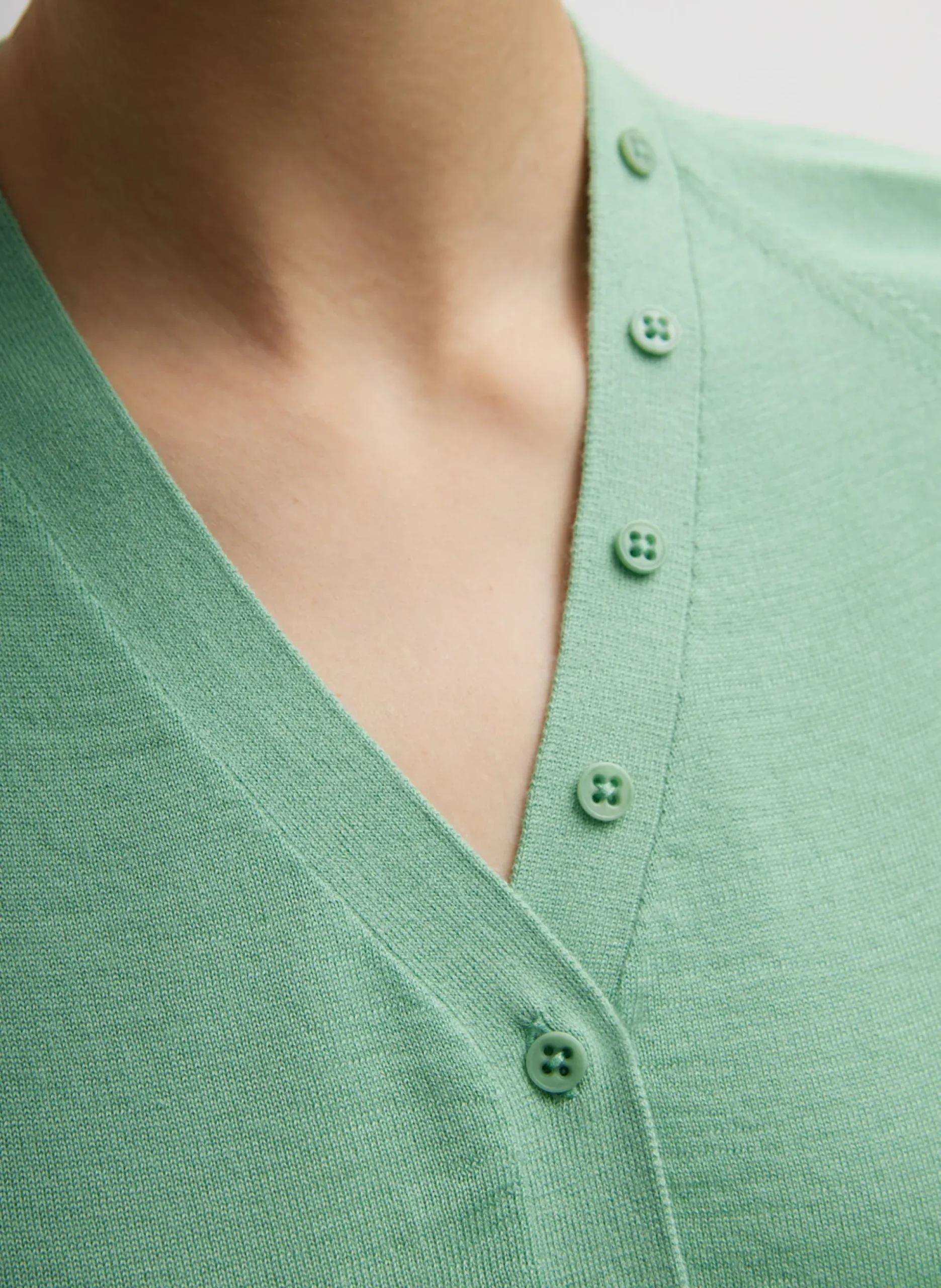 Cashmere Silk Blend Slim Cardigan