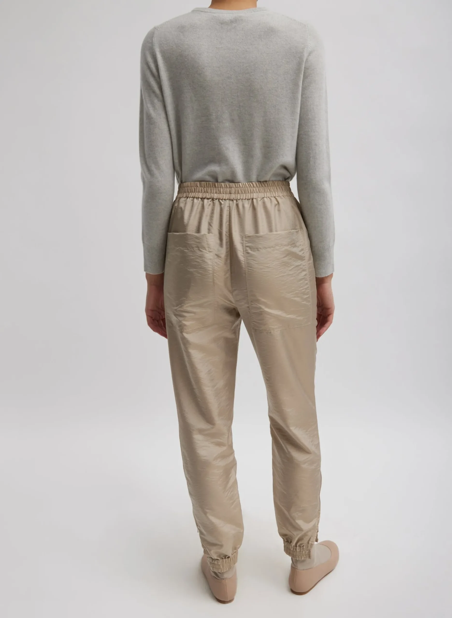 Crispy Nylon Kat Jogger