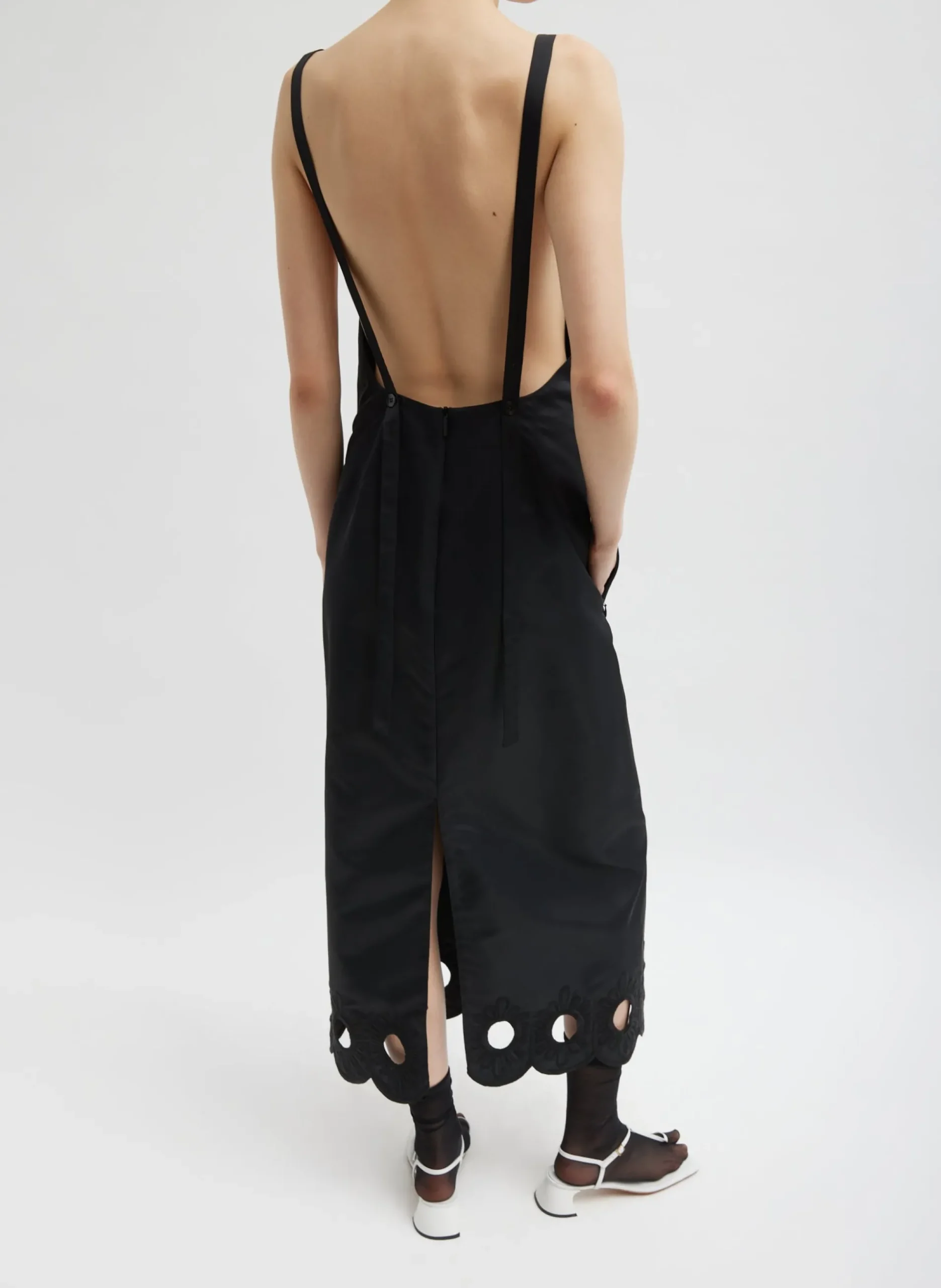 Daisy Embroidery Long Dress