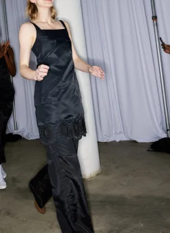 Daisy Embroidery Short Dress