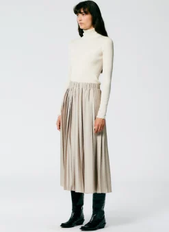 Feather Weight Pleated Pull On Skirt