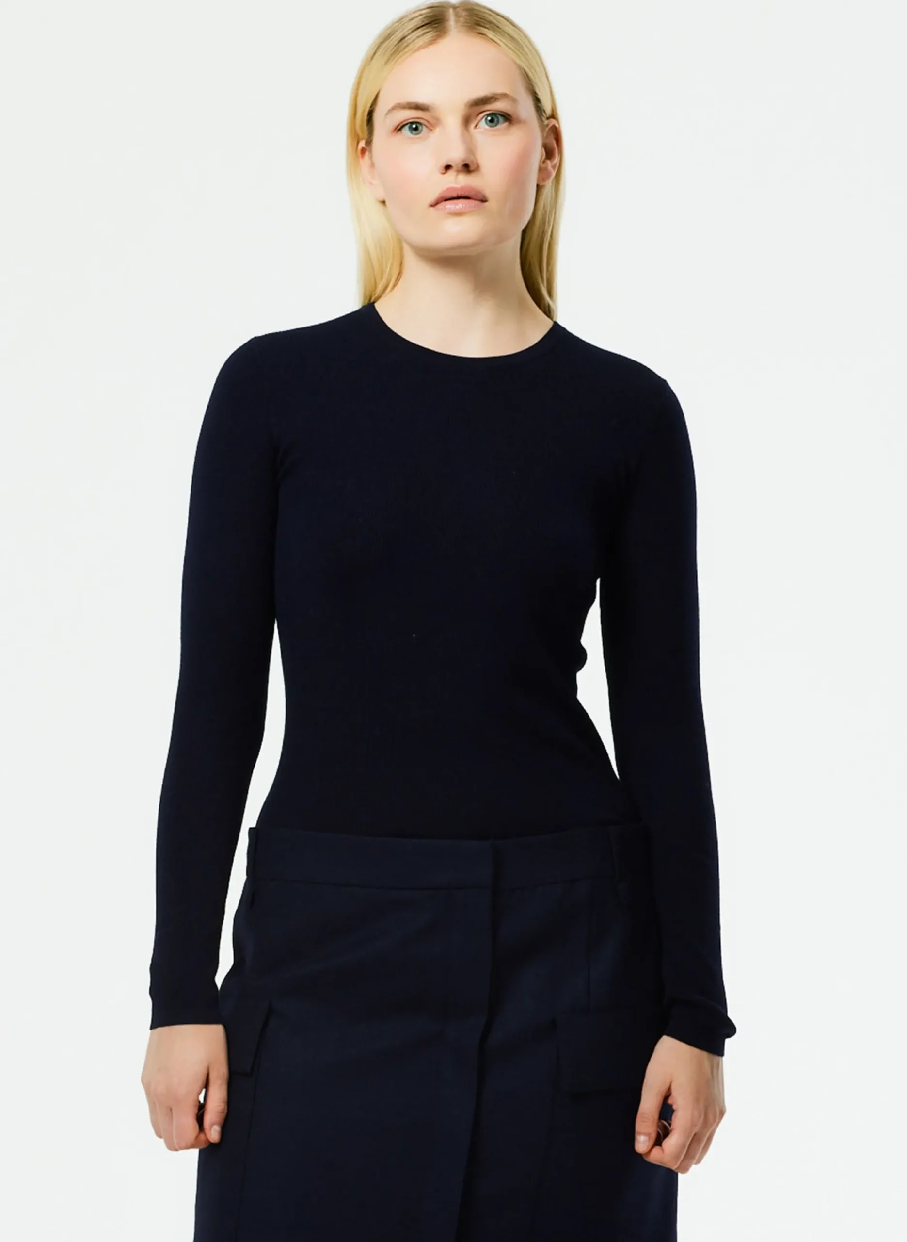 Feather Weight Ribbed Crewneck Pullover Sweater