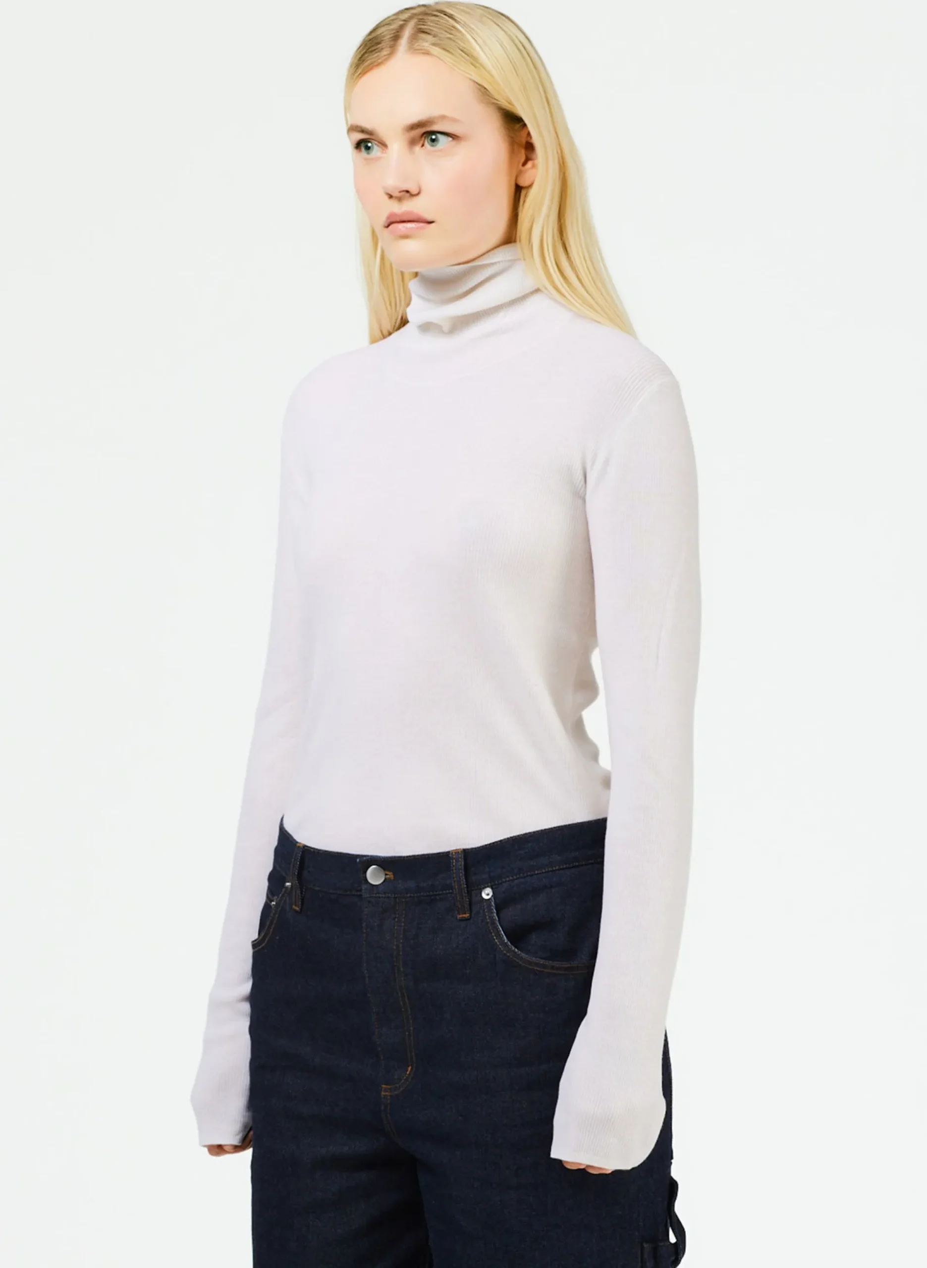 Featherweight Ribbed Sweater Turtleneck Pullover