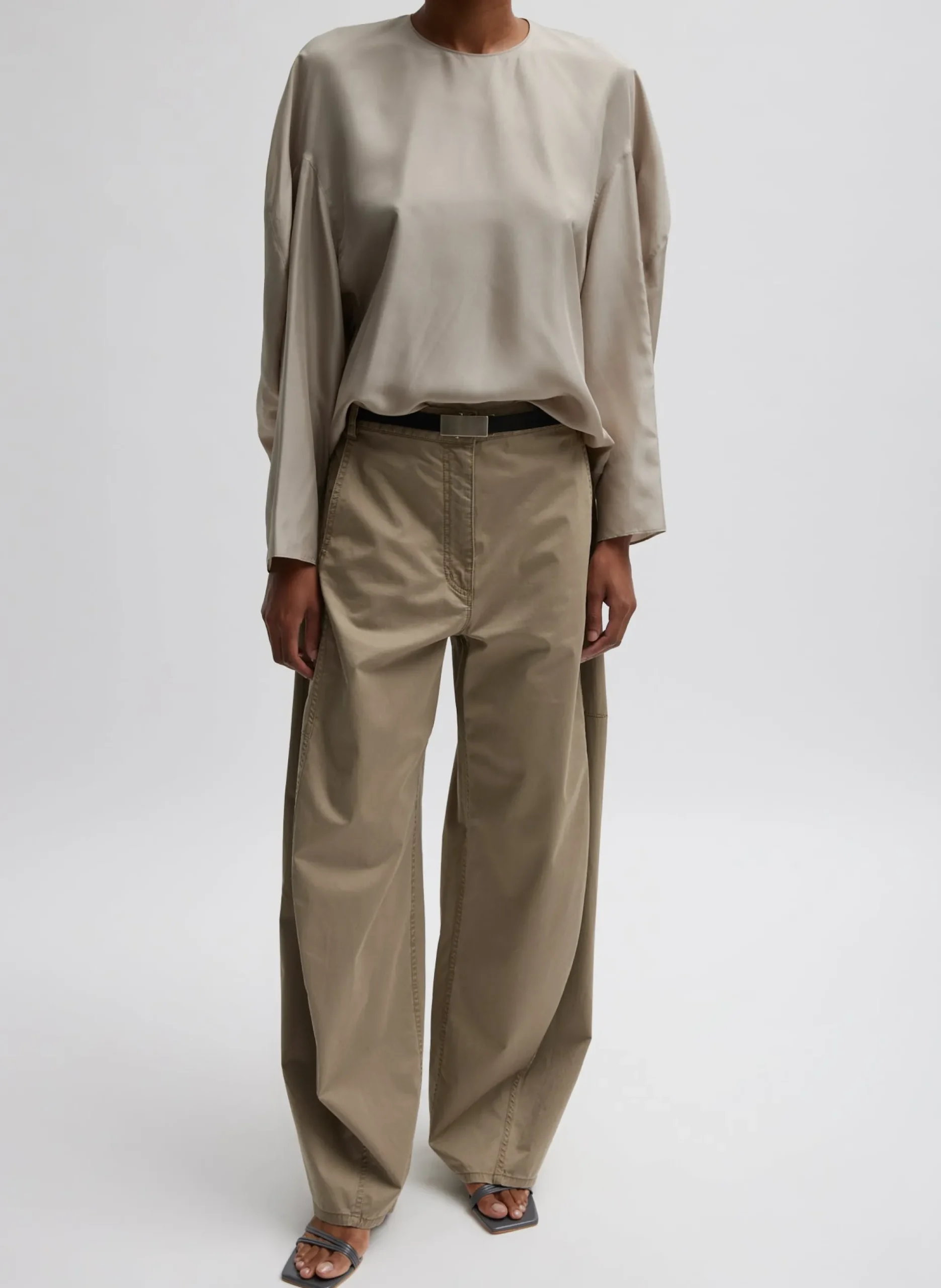 Garment Dyed Silky Cotton Sid Chino Pant