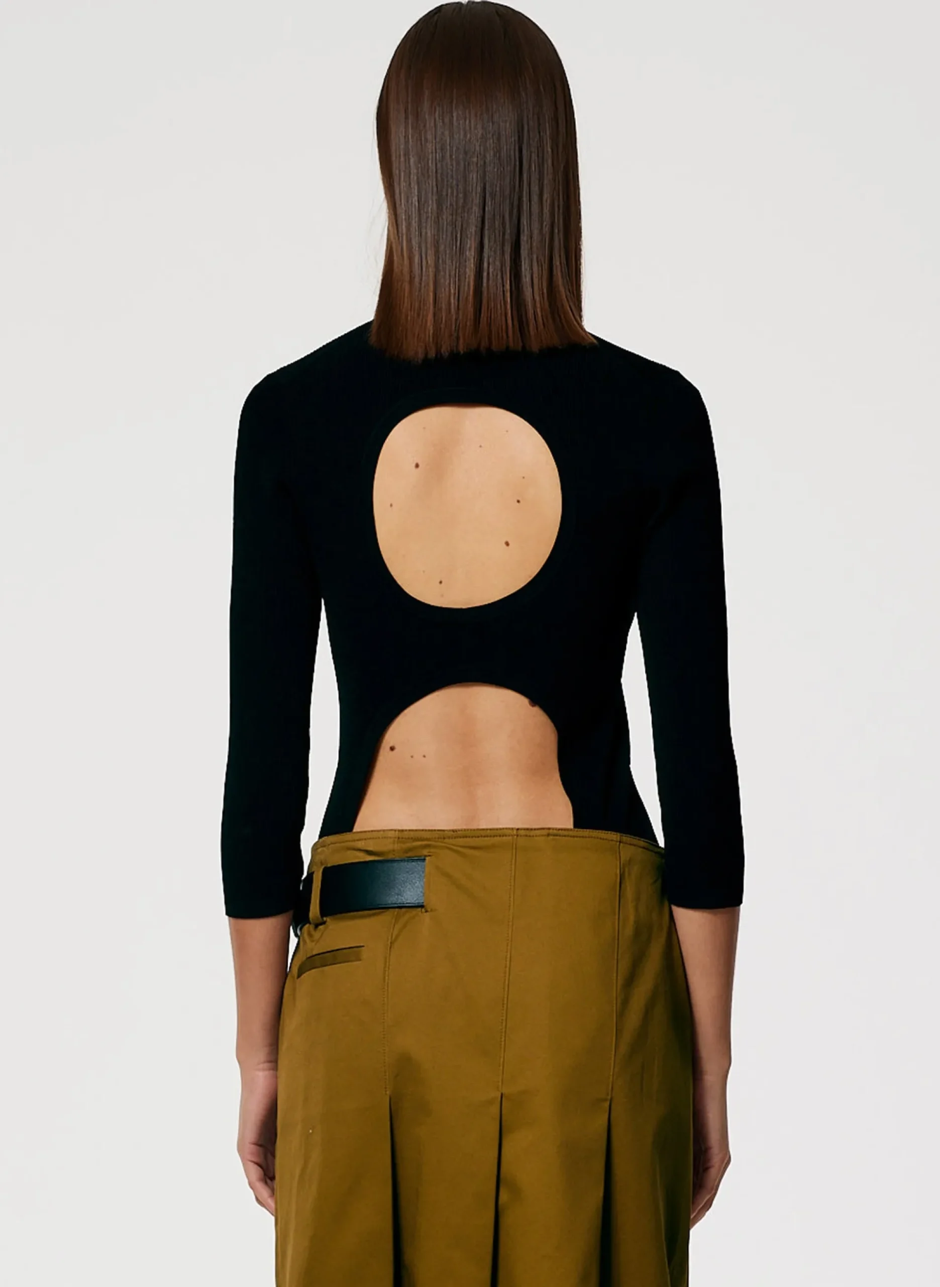 Giselle Stretch Sweater Circle Openback Pullover