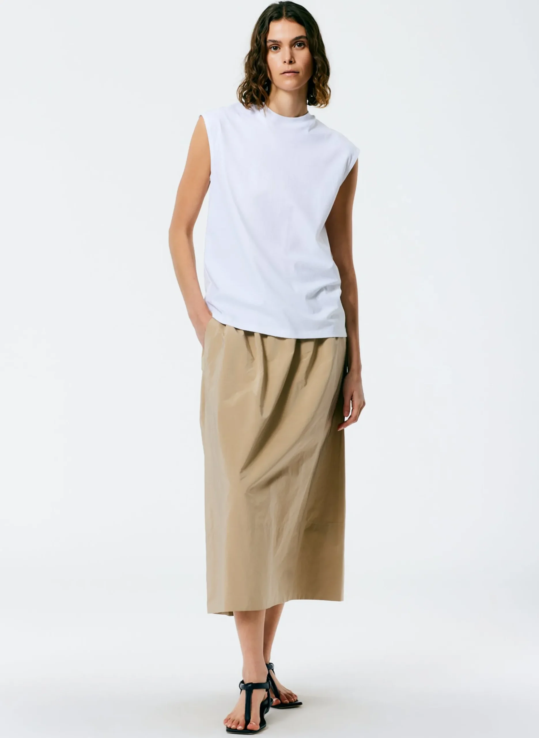 Mock Neck Sleeveless T-Shirt