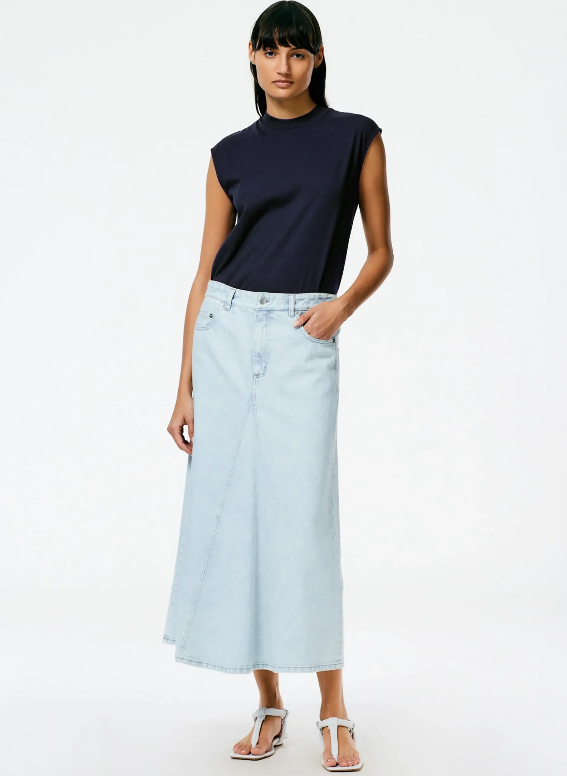 Mock Neck Sleeveless T-Shirt