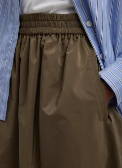 Nylon Pull On Full Skirt