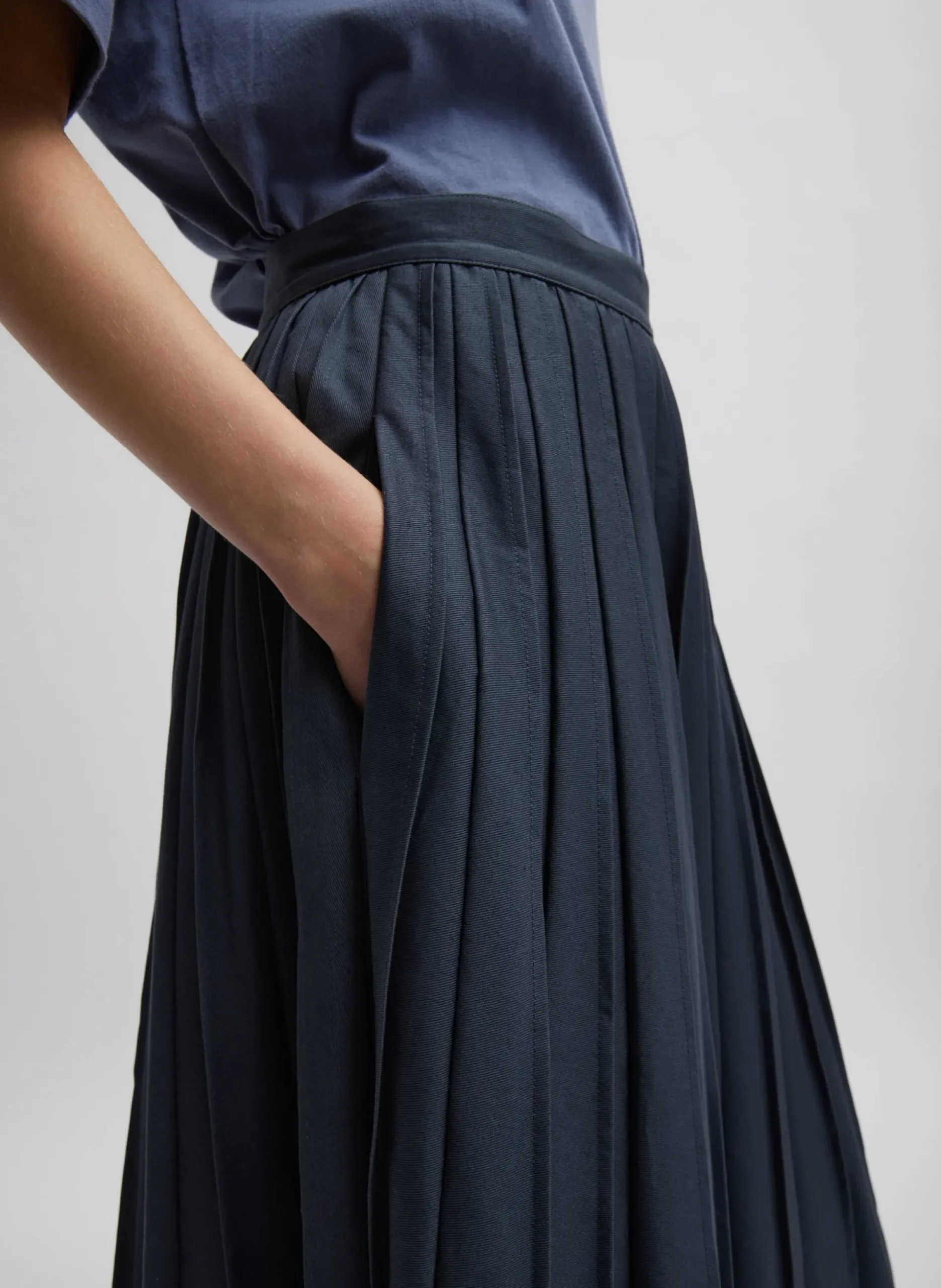 Oliver Cotton Stretch Tricotine Pintucked Skirt