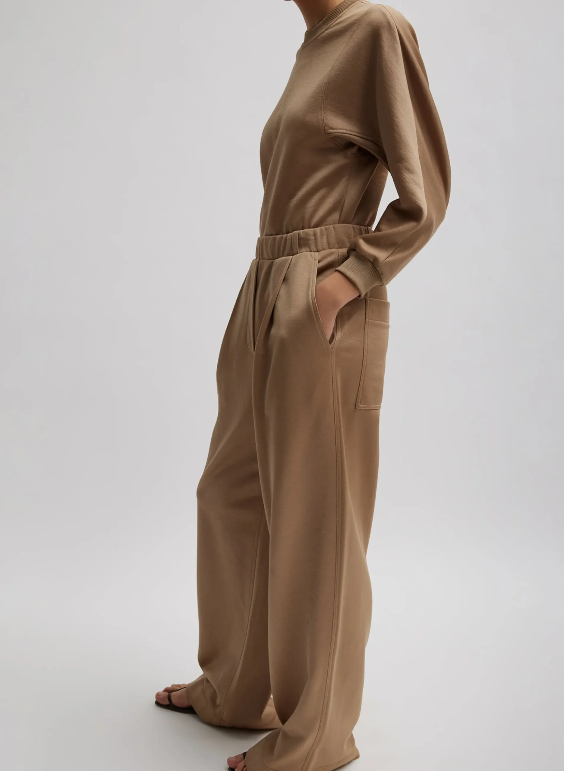 Silk Terry Sculpted Sleeve Slim Sweatshirt