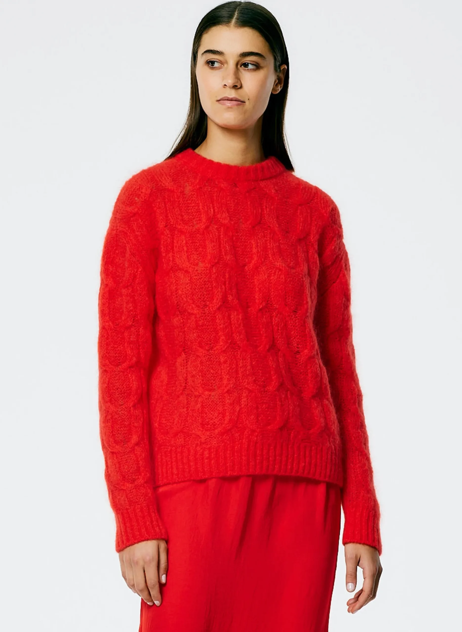 Soft Mohair Cable Crewneck Easy Pullover