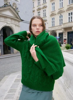 Soft Mohair Cable Crewneck Easy Pullover