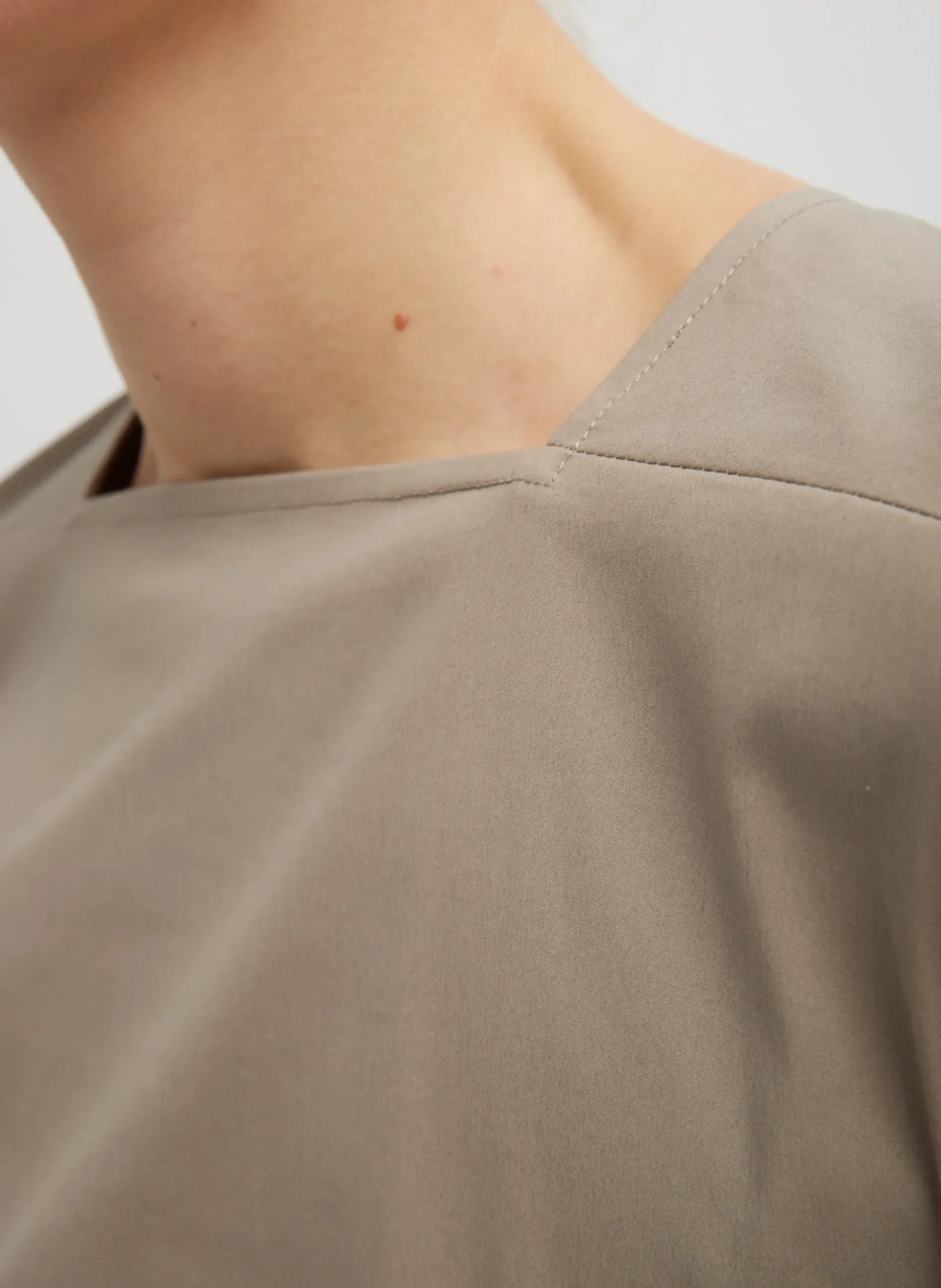 Stretch Cotton Nylon Square Neck Slim Circular Sleeve Top