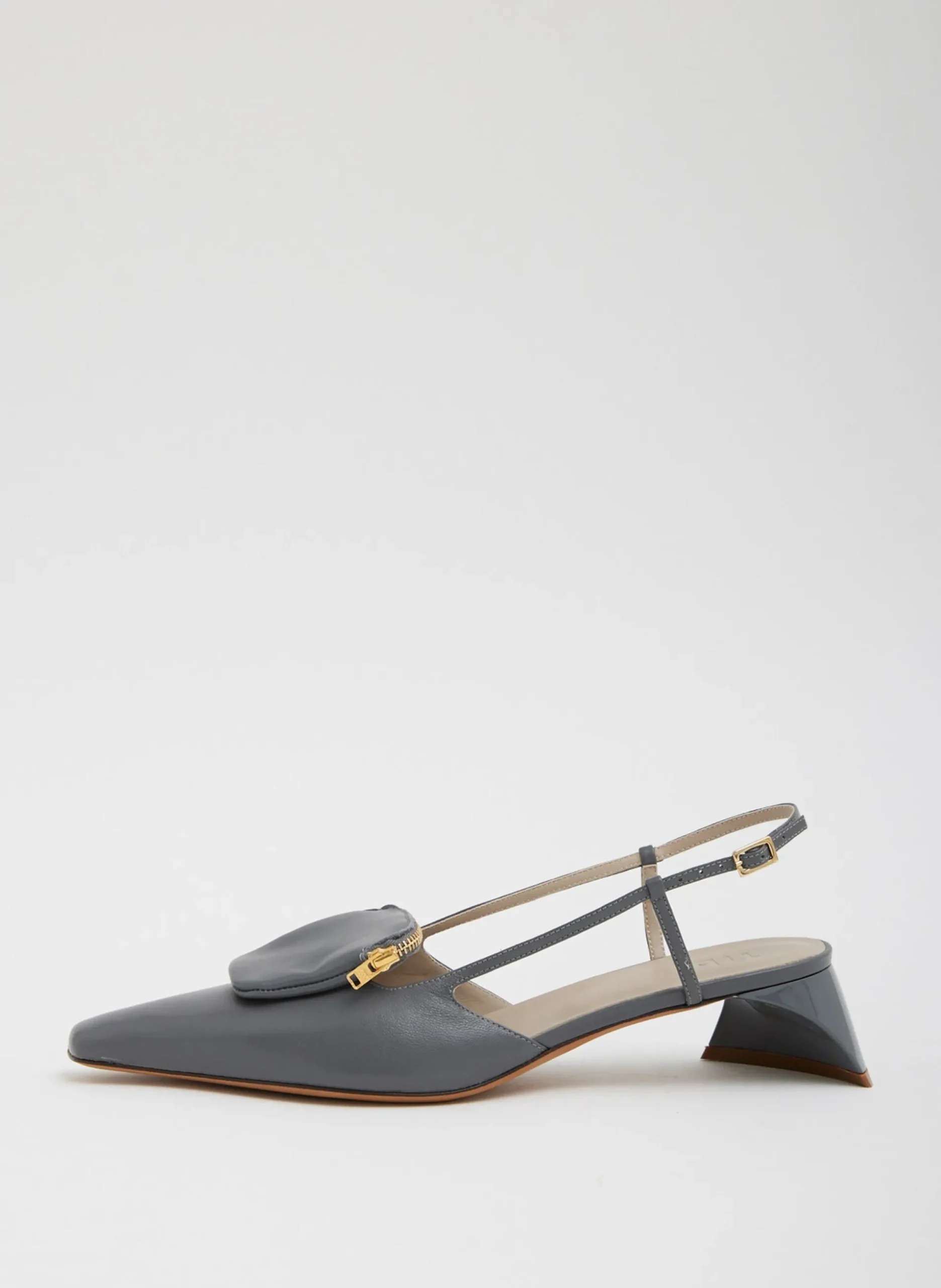 Victor Slingback