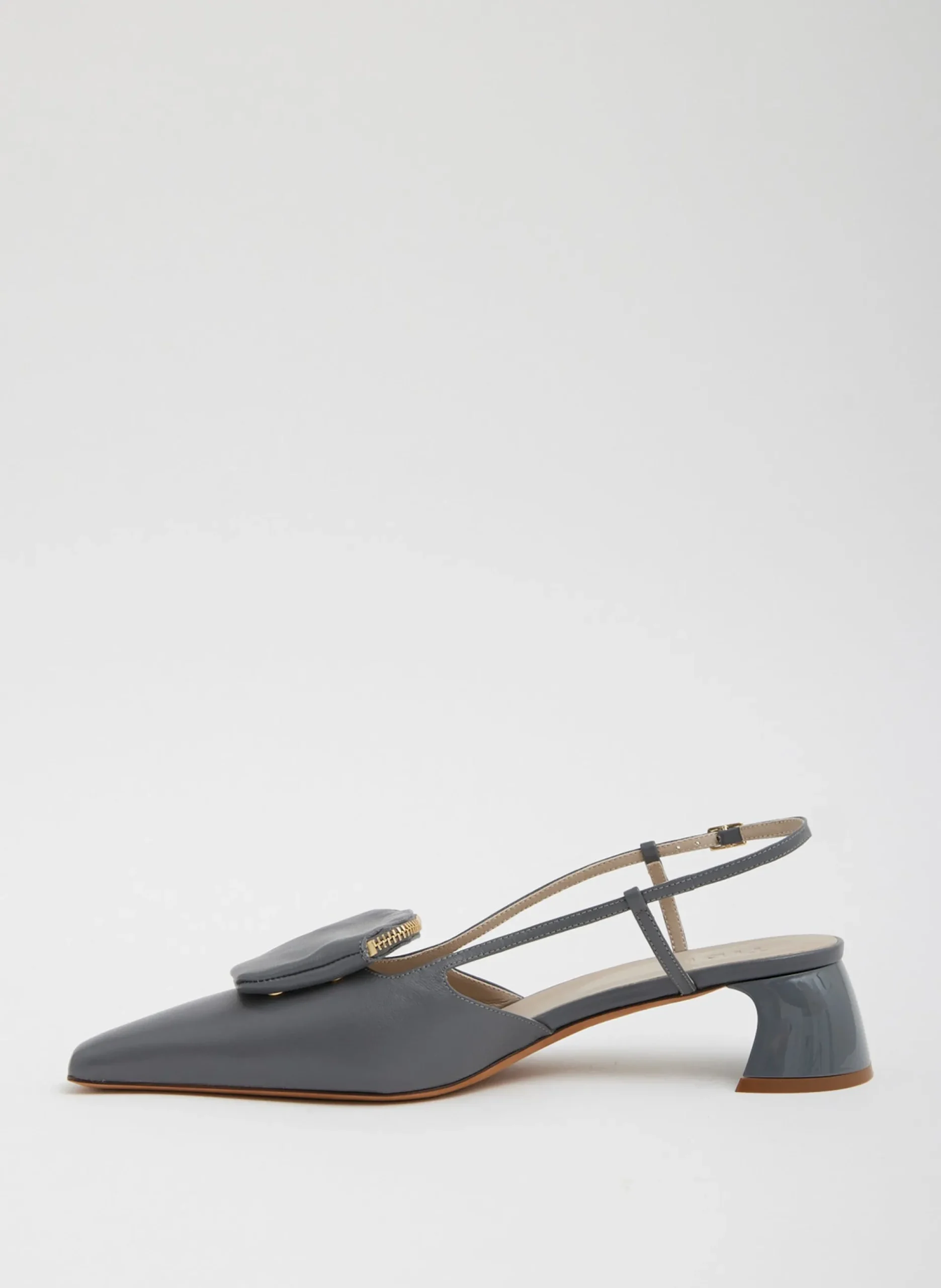 Victor Slingback